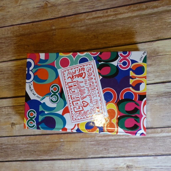 Coach Accessories - Coach Poppy notebook